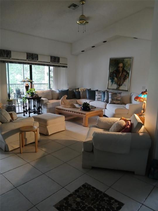 1022 NW 105th Ave D-119, Plantation, Floride 33322, États-Unis