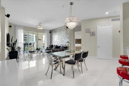 200 Sunny Isles Blvd TH-404, Sunny Isles Beach, Florida 33160, USA