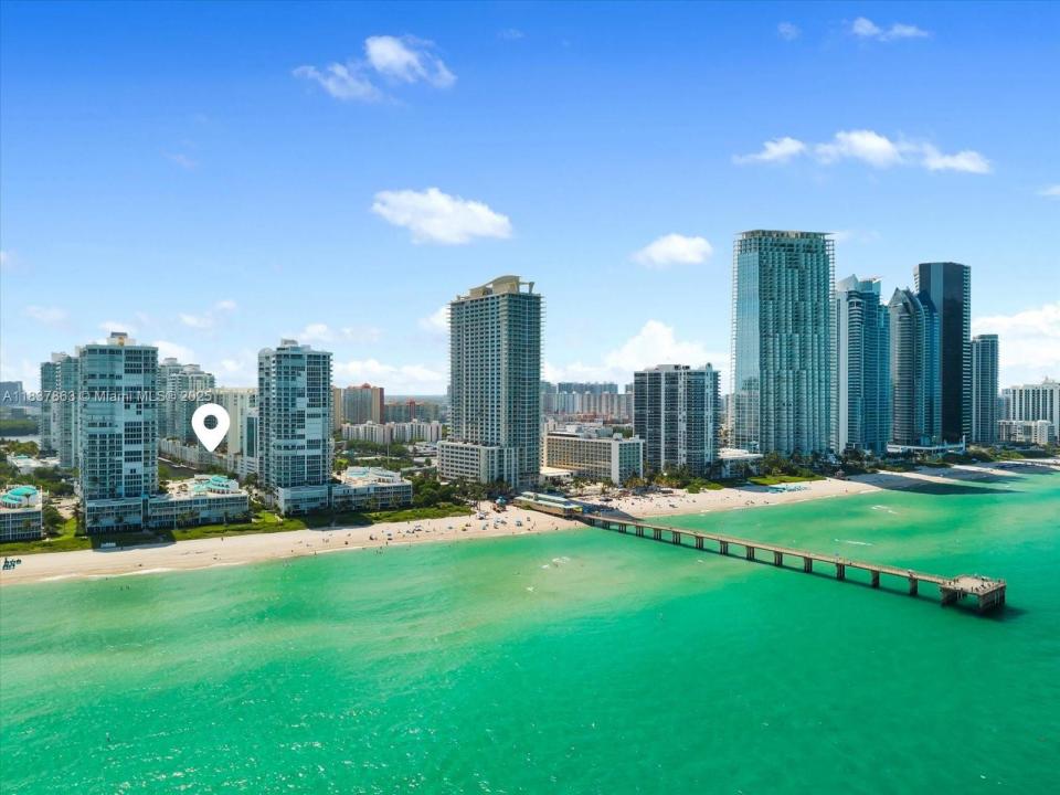 200 Sunny Isles Blvd TH-404, Sunny Isles Beach, Florida 33160, Estados Unidos