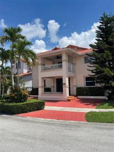 10006 SW 26th Ter 2, Miami, Florida 33165, USA