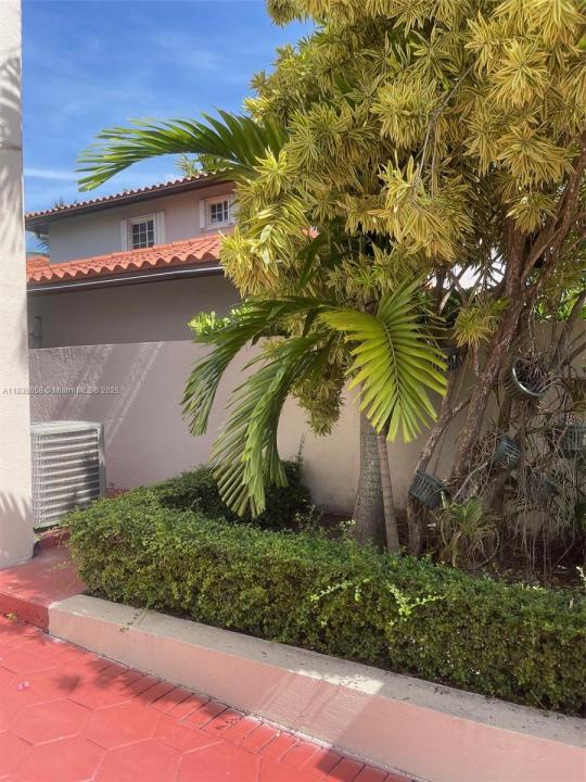 10006 SW 26th Ter 2, Miami, Florida 33165, Stati Uniti