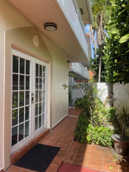 10006 SW 26th Ter 2, Miami, Florida 33165, Stati Uniti