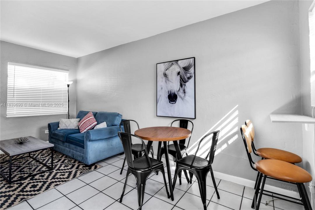 105 SW 5 Ct 2, Dania Beach, Floride 33004, États-Unis