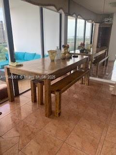19707 Turnberry Way 15B, Aventura, Florida 33180, USA