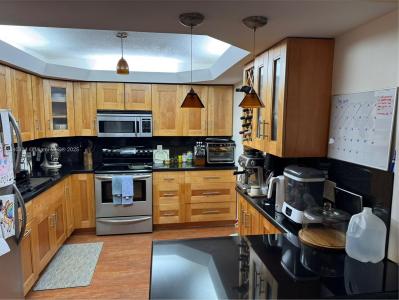 7711 SW 56th St 103A, Miami, Florida 33155, USA
