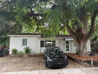 612 SW 11th Ct 612, Fort Lauderdale, Florida 33315, USA