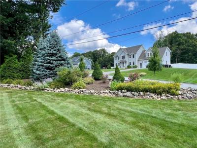 35 East Lantern Road, Smithfield, Rhode Island 02917