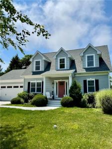 21 Helm Street, Jamestown, Rhode Island 02835