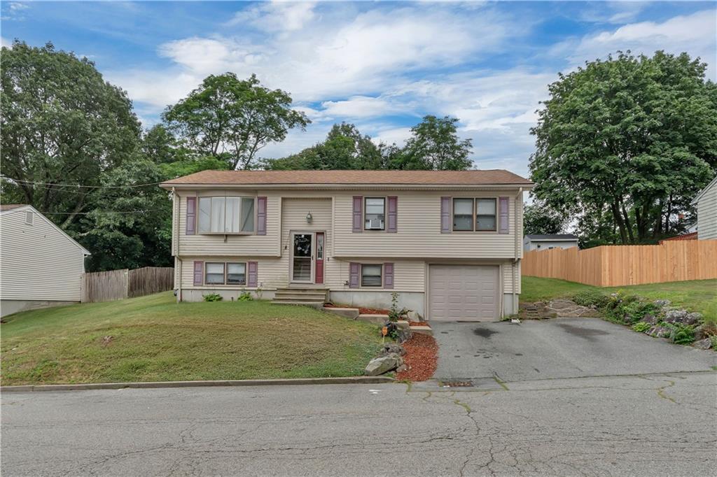 8 Gale Court, North Providence, ロードアイランド 02904, アメリカ合衆国