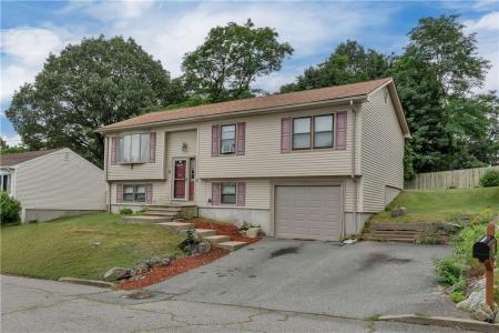 8 Gale Court, North Providence, ロードアイランド 02904, アメリカ合衆国