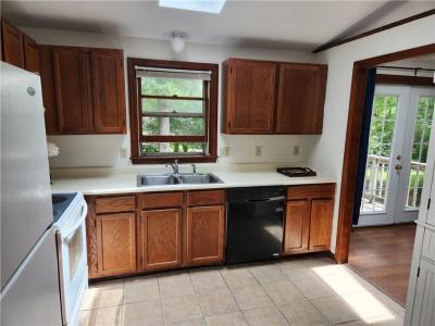 239 Old North Road, South Kingstown, Rhode Island 02881