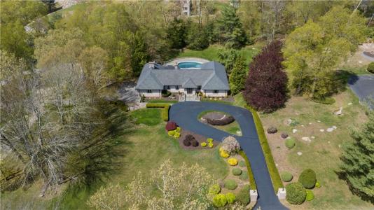 136 White Birch Circle, Scituate, Rhode Island 02831
