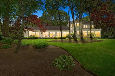 125 Woodruff Avenue, Narragansett, RI 02882, USA