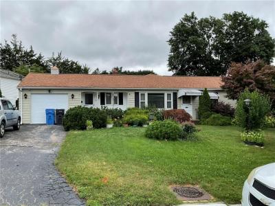 19 Leawood Drive, Cranston, RI 02920, USA
