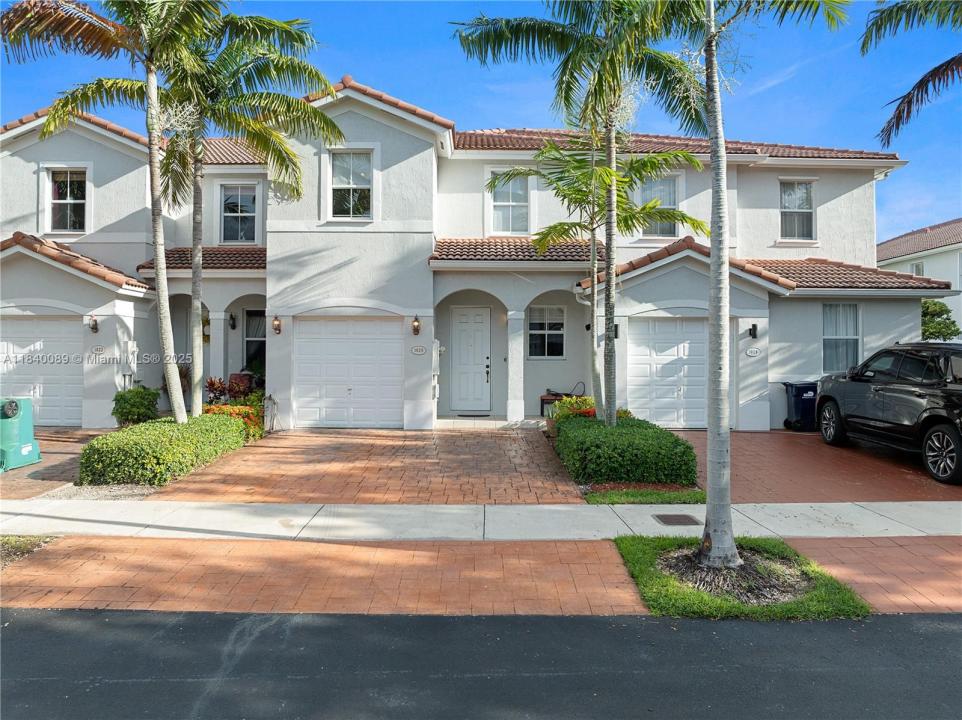 1020 NE 207th Ter, Miami, Florida 33179, HOA KỲ