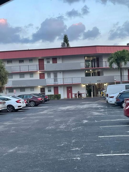 1400 NE 191st St 324, Miami, Floride 33179, États-Unis