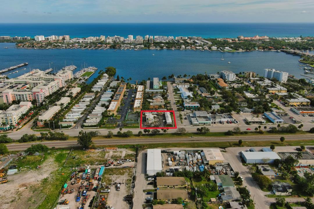 704 N Dixie Hwy Highway, Lantana, フロリダ 33462, アメリカ合衆国