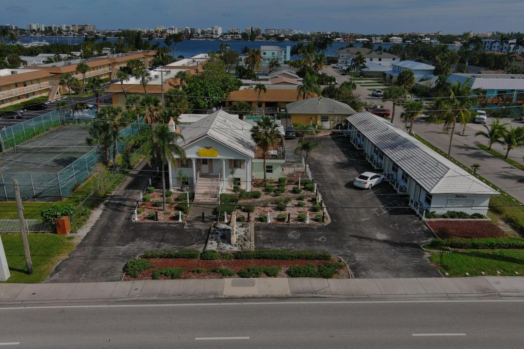 704 N Dixie Hwy Highway, Lantana, フロリダ 33462, アメリカ合衆国