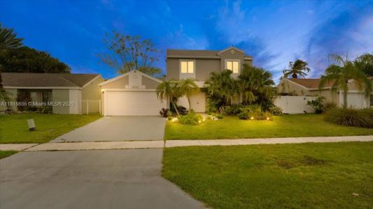 18701 Shauna Manor Dr, Boca Raton, Florida 33496, USA