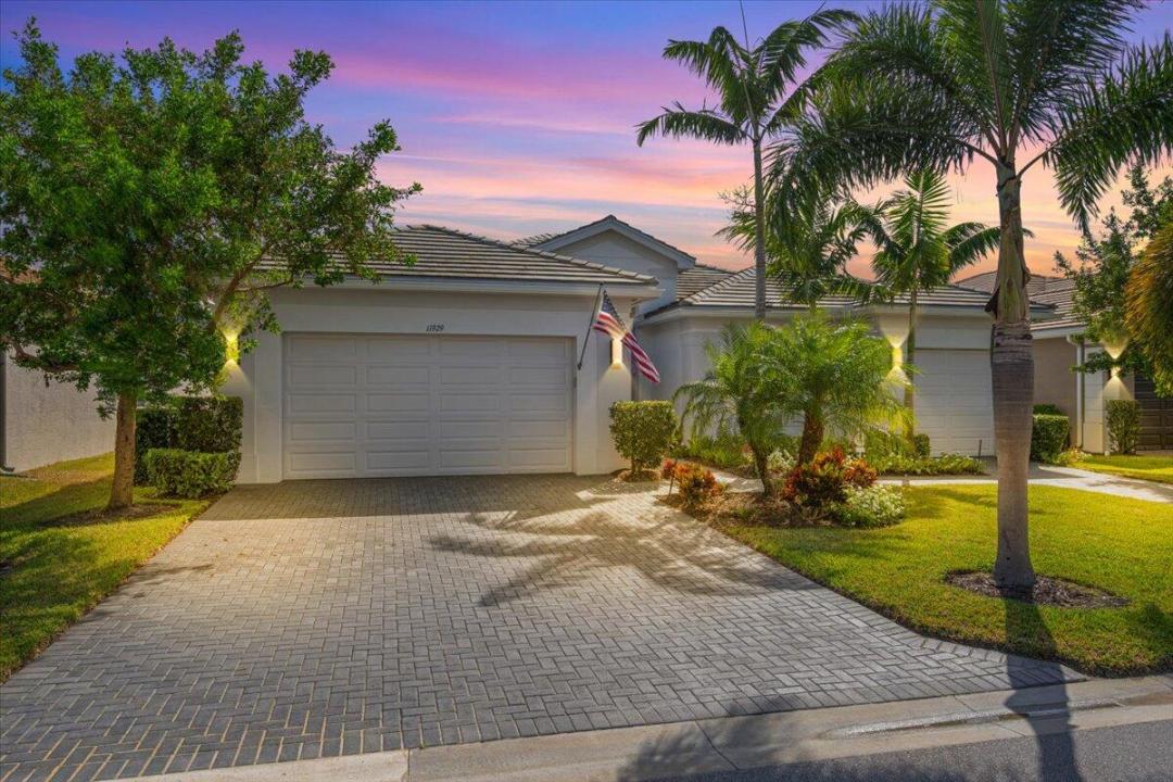 11929 SW Sailfish Isles Way, RIVERLAND - VALENCIA CAY, Port Saint Lucie, Florida 34987