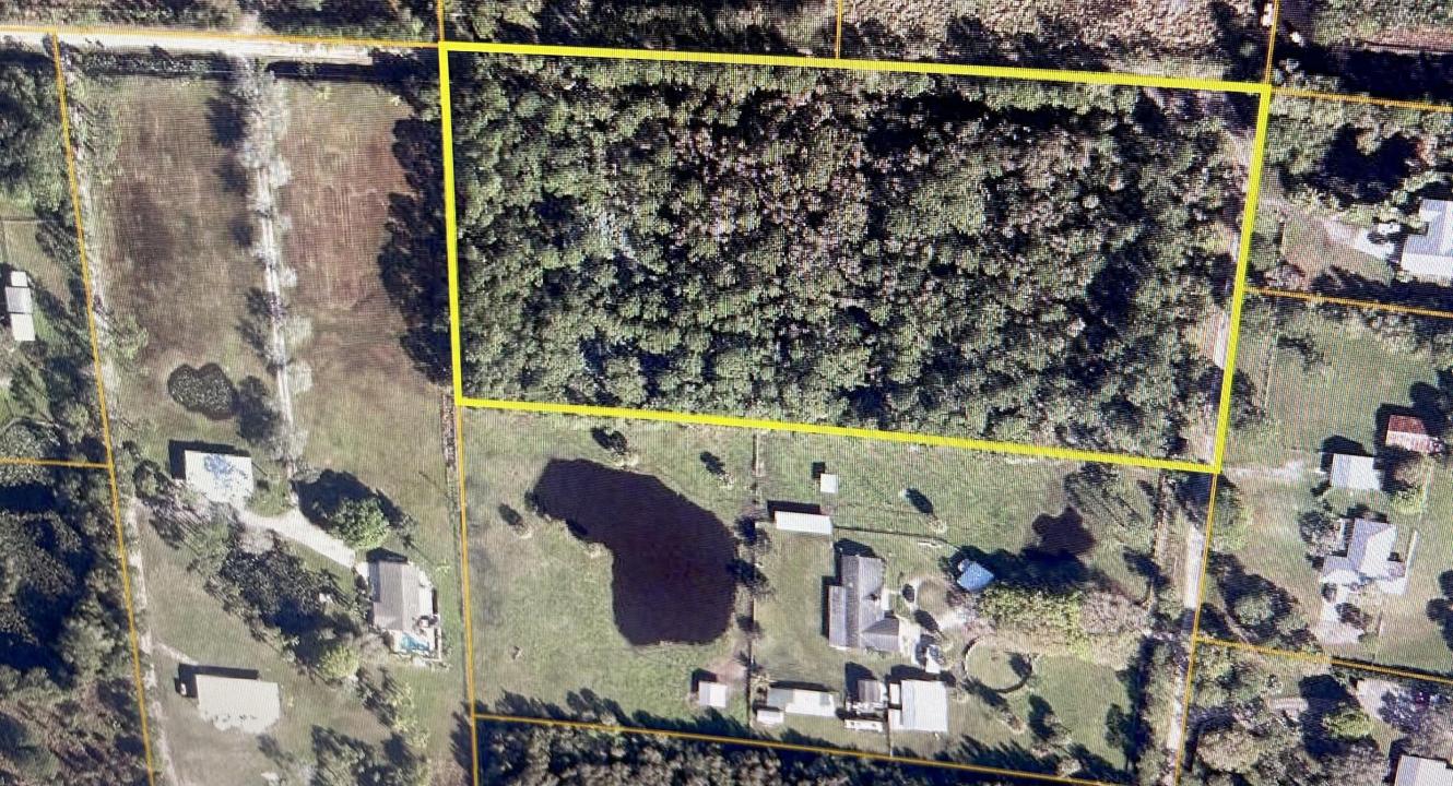 Macquillen Road, Port Saint Lucie, Florida 34952