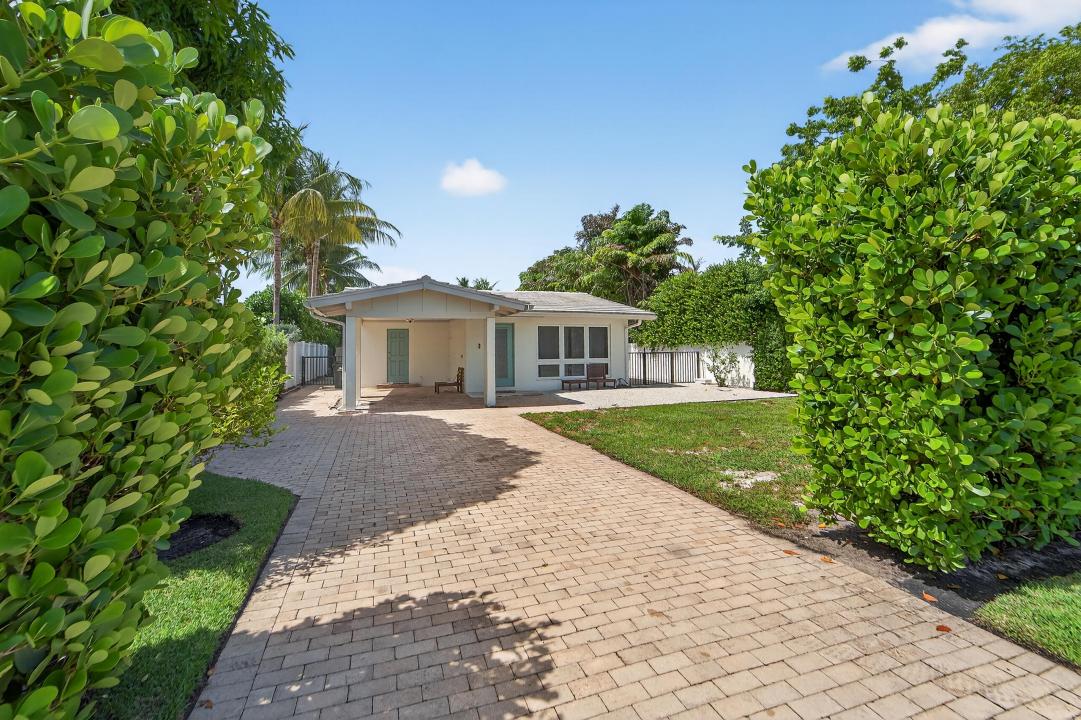 101 NE 11th Street, Delray Beach, Florida 33444