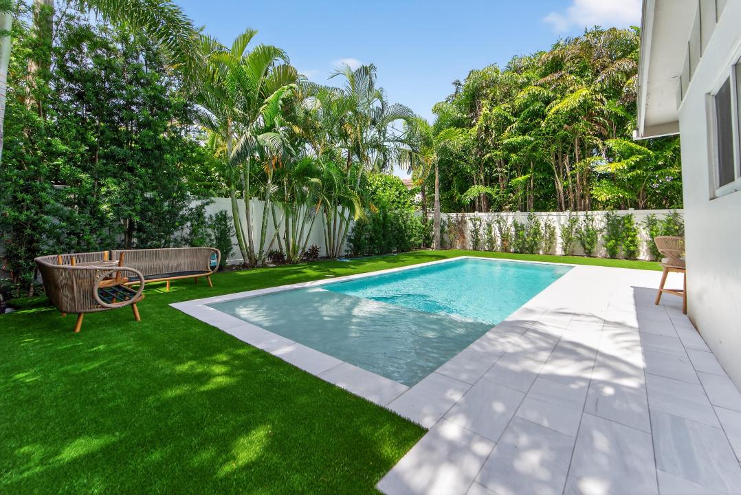 101 NE 11th Street, Delray Beach, Florida 33444