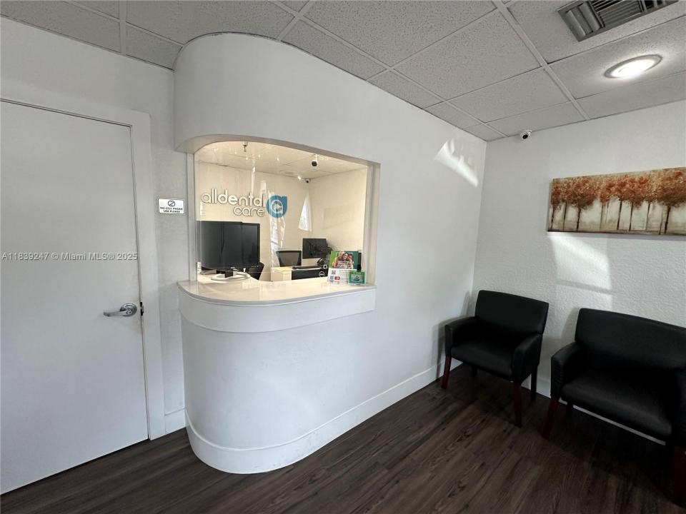 8278 Sunset Strip, Sunrise, フロリダ 33322, アメリカ合衆国