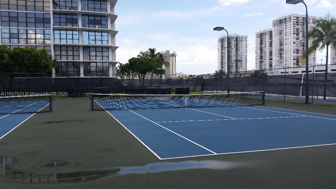 800 Parkview Dr 226, Hallandale Beach, Florida 33009, Estados Unidos
