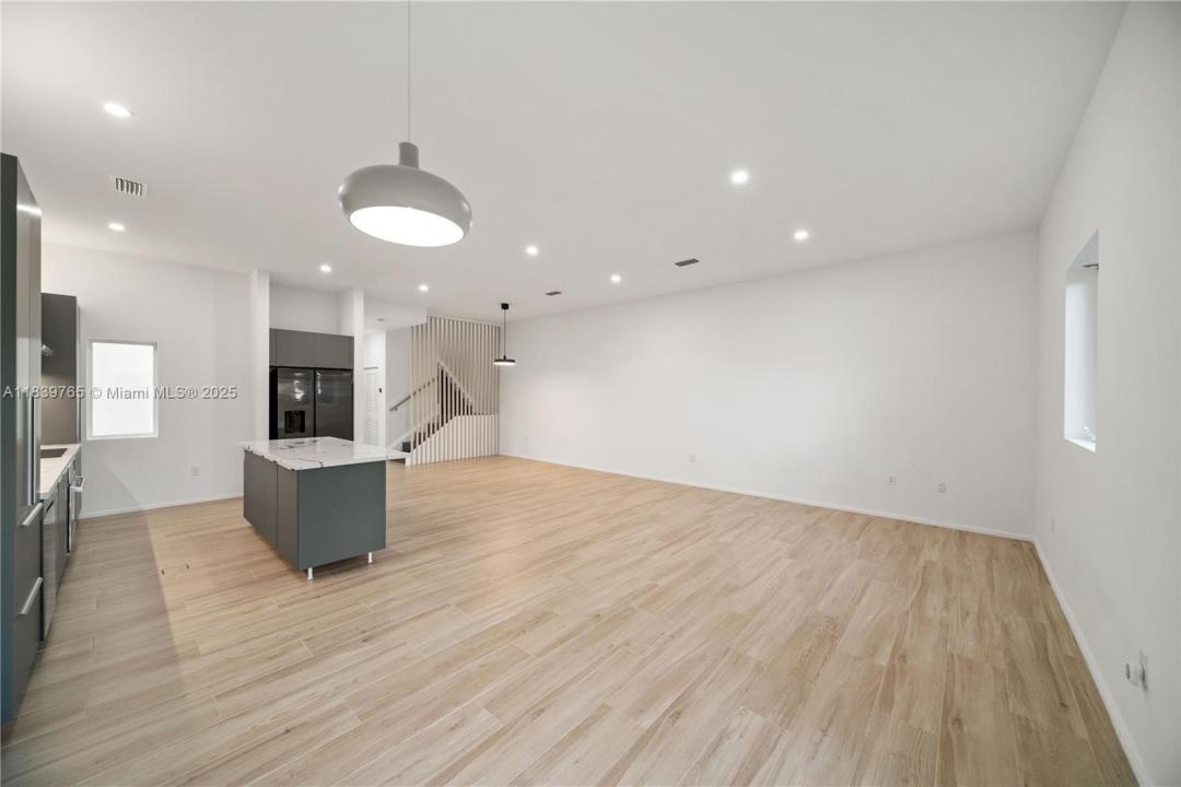 3435 NW 9th Ct 3435, Miami, Florida 33127, Stati Uniti