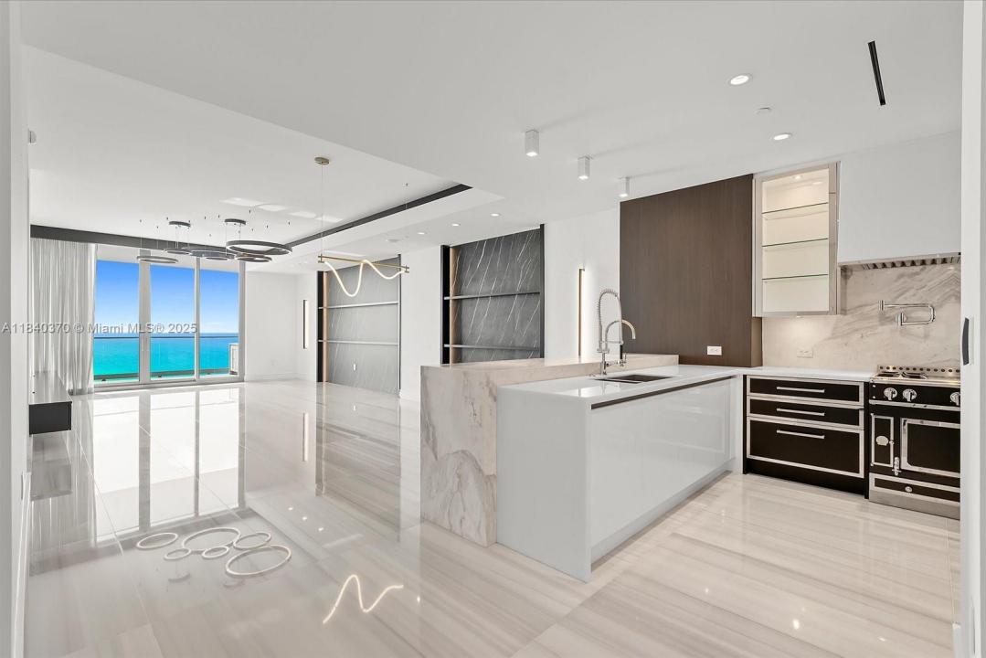 17901 Collins Ave 2102, Sunny Isles Beach, Florida 33160