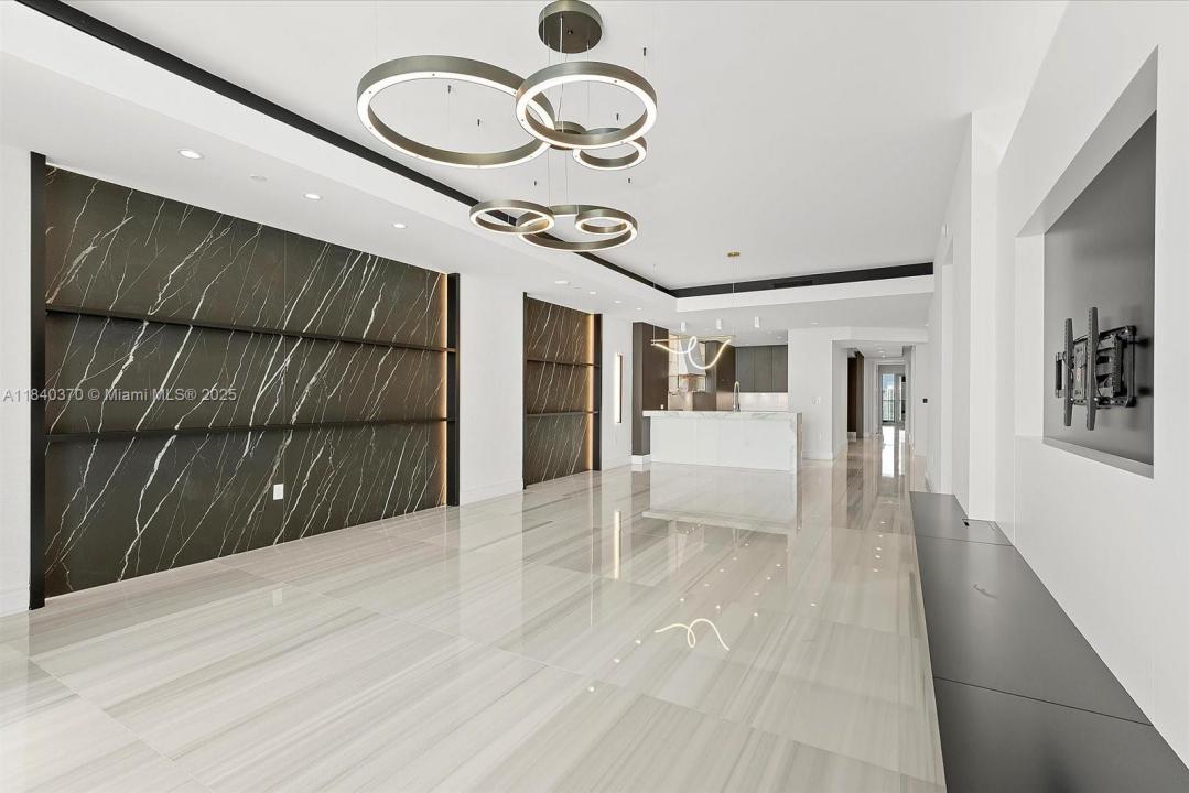 17901 Collins Ave 2102, Sunny Isles Beach, Florida 33160