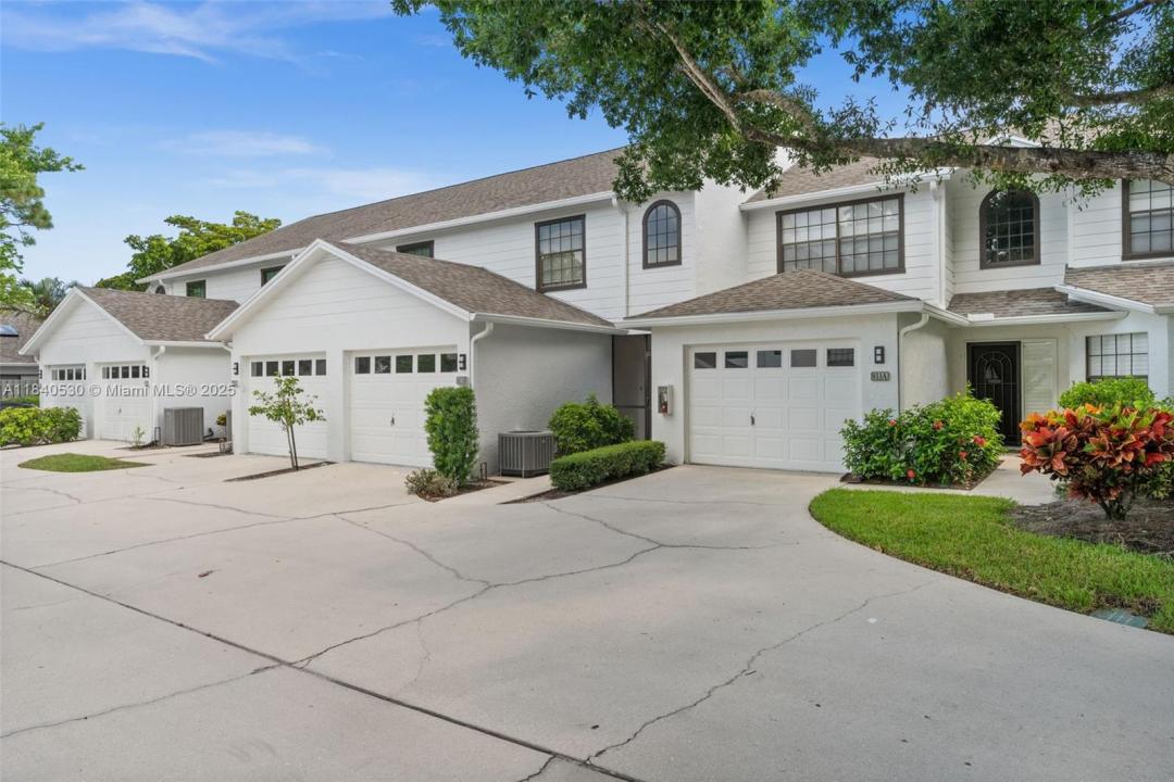 833 Meadowland Drive B 13-5, Naples, Florida 34108, Estados Unidos