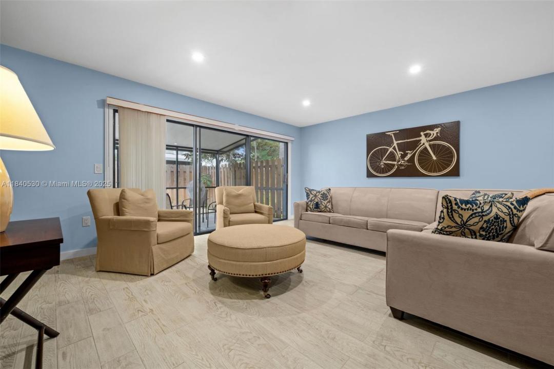 833 Meadowland Drive B 13-5, Naples, Florida 34108, Estados Unidos