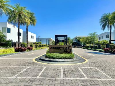 7459 NW 97th Ct, Doral, Florida 33178, USA