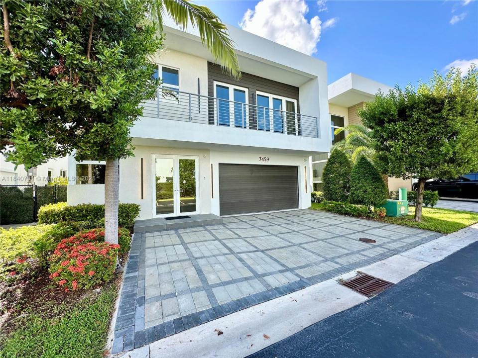 7459 NW 97th Ct, Doral, フロリダ 33178, アメリカ合衆国