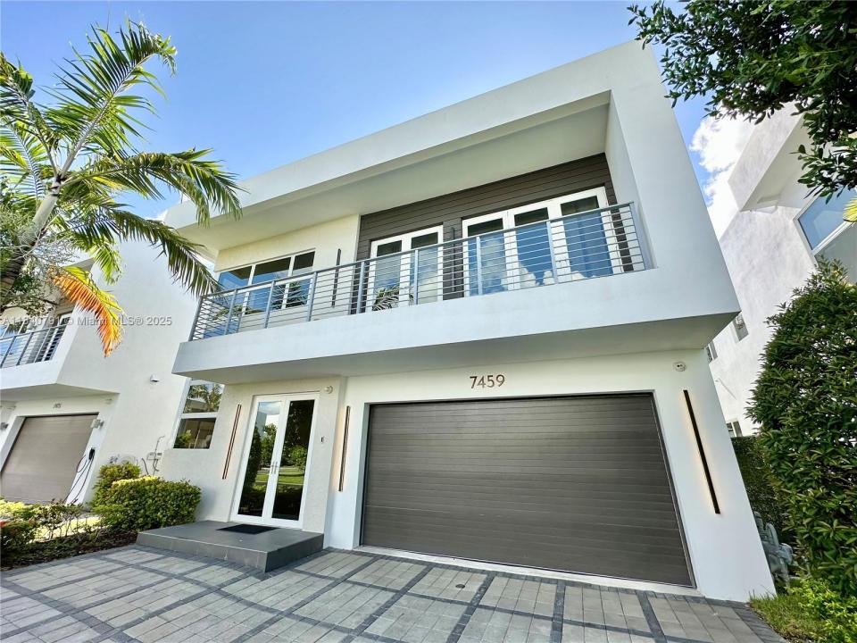 7459 NW 97th Ct, Doral, フロリダ 33178, アメリカ合衆国