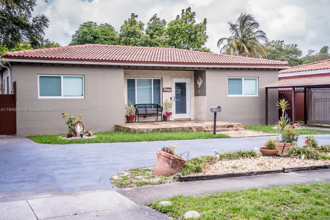 1004 NE 151st Ter, North Miami Beach, Florida 33162