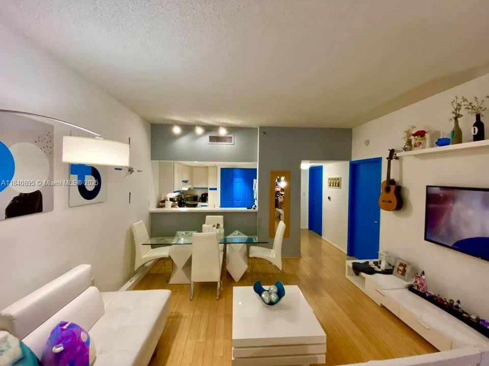 540 Brickell Key Dr 310, Miami, Florida 33131, Estados Unidos