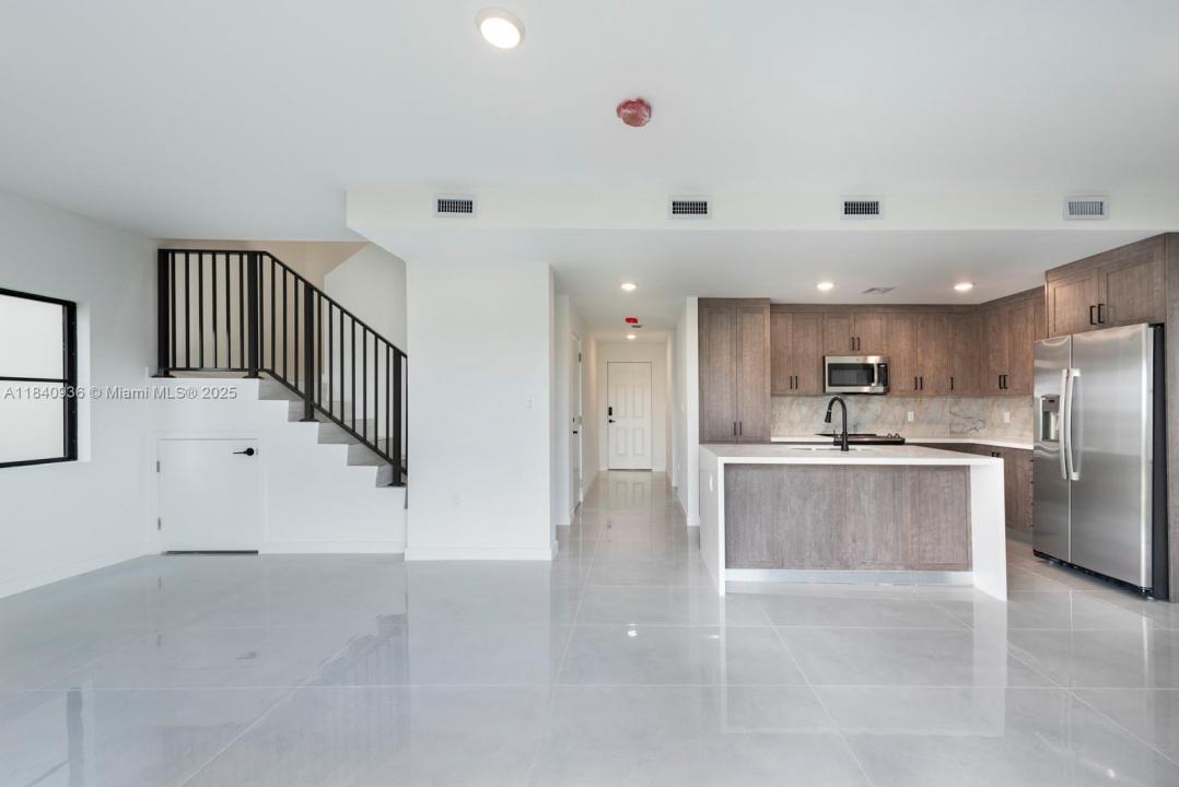 1402 NW 1 ST, Florida City, Florida 33034