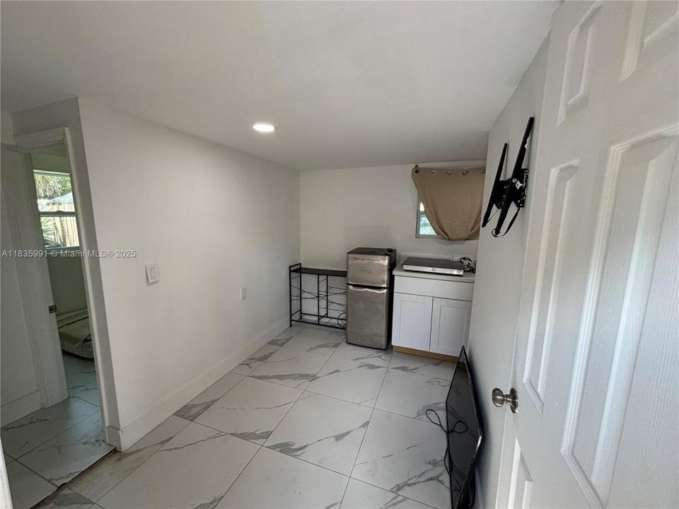 729 NW 19th Ave REAR, Fort Lauderdale, 佛羅里達州 33311, 美國