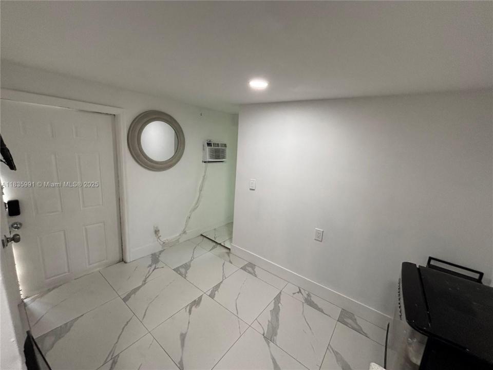 729 NW 19th Ave REAR, Fort Lauderdale, 佛羅里達州 33311, 美國