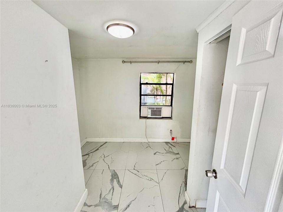 729 NW 19th Ave FRONT, Fort Lauderdale, 佛羅里達州 33311, 美國