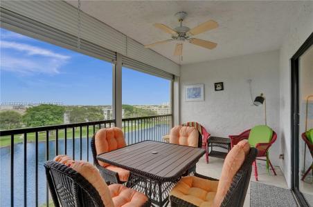 2215 Cypress Island Dr 707, Pompano Beach, Florida 33069, USA