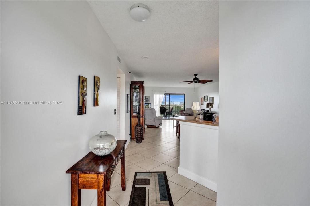 2215 Cypress Island Dr 707, Pompano Beach, Florida 33069, USA