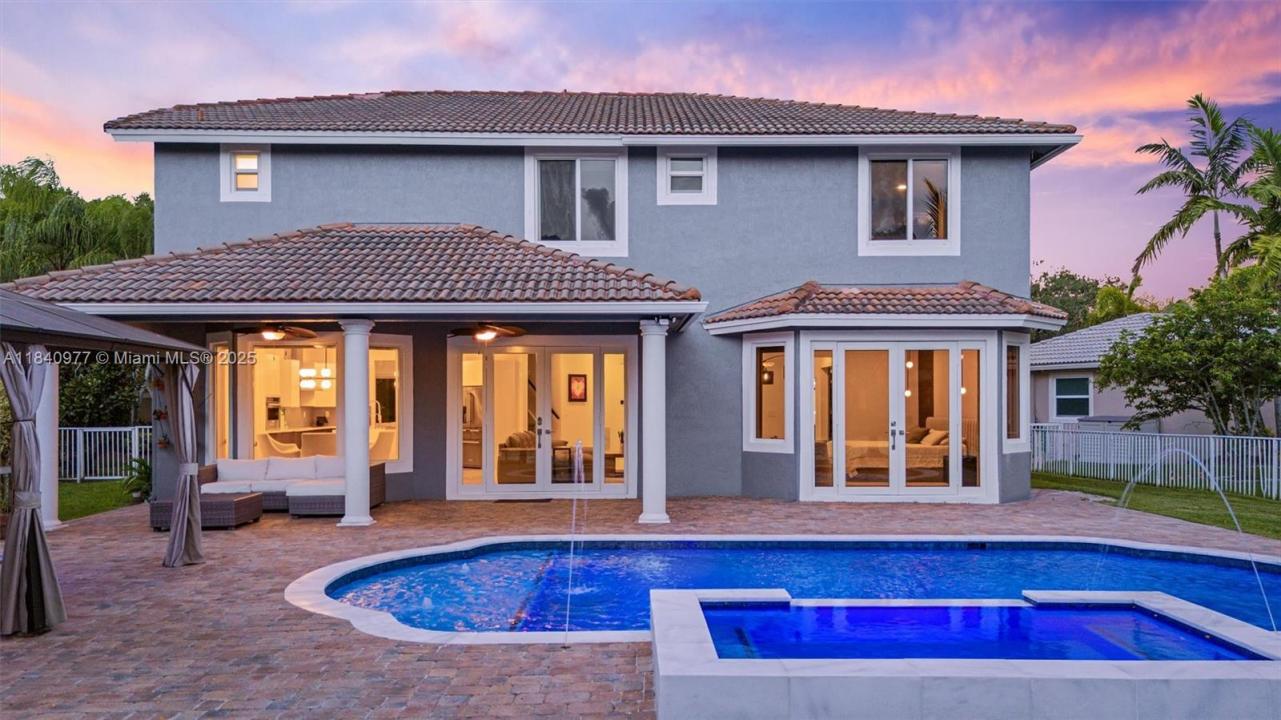 1885 NW 139th Ter, Pembroke Pines, 佛羅里達州 33028, 美國