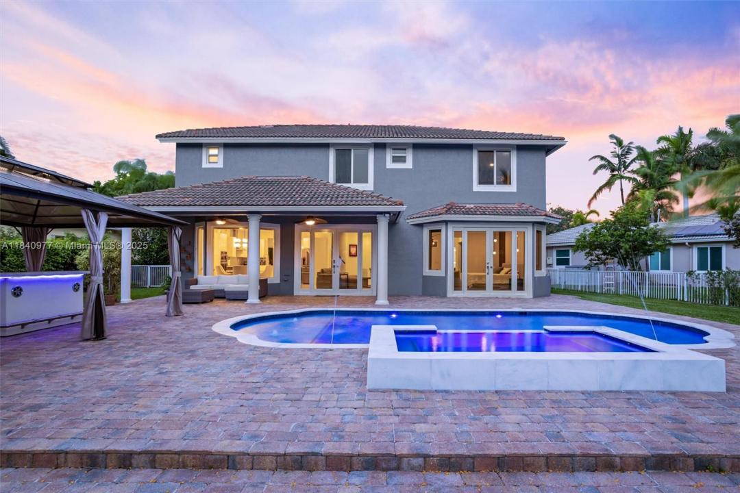 1885 NW 139th Ter, Pembroke Pines, 佛羅里達州 33028, 美國