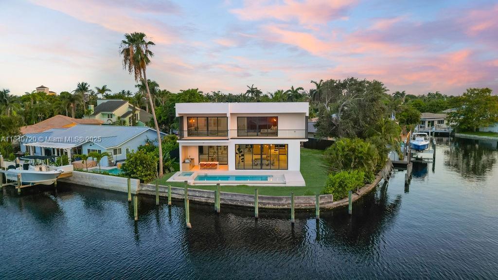 2033 NE 22nd St, Wilton Manors, Florida 33305