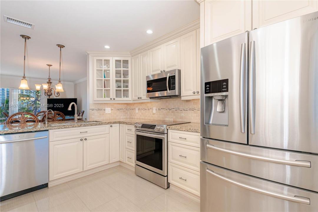 200 NE 14th Ave 524, Hallandale Beach, Florida 33009, HOA KỲ
