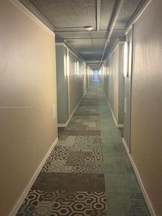 600 NE 36th St 204, Miami, Florida 33137